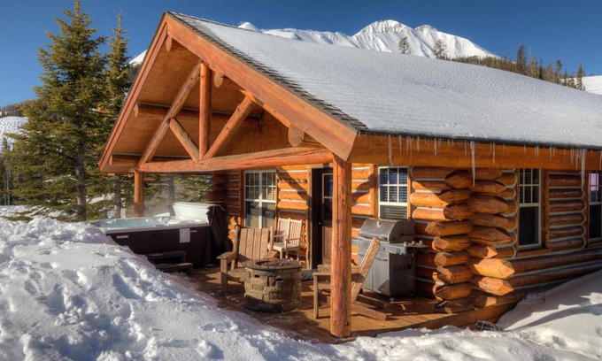 Big Sky Cabin | Cabin ∙ 2 bedrooms ∙ 6 guests