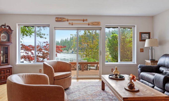 Hayden Cabin | Cabin ∙ 2 bedrooms ∙ 8 guests