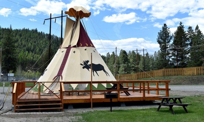 Republic Other | Camping ∙ 1 bedroom ∙ 4 guests