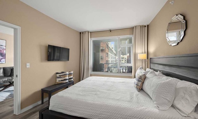 Gaslamp Quarter Condo | Comfortable Condo in the Heart of Downtown