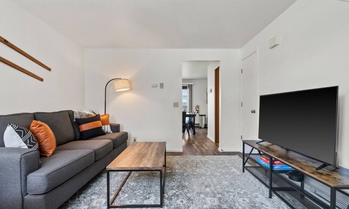 Columbia Falls House | Cozy Condo Close to Glacier Park & Whitefish