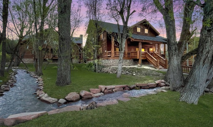 Park City House | Creekside Retreat near Canyons Village Mountain Modern w/BBQ Steps to Hot Tubs