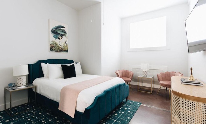 Tyler Park House | Edenside Suite at The Bellwether Hotel