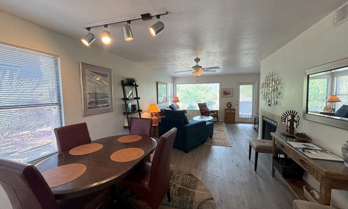 Tucson Condo | Enchanting 2 Bedroom First Floor with Picture Perfect Mountain View Windows!