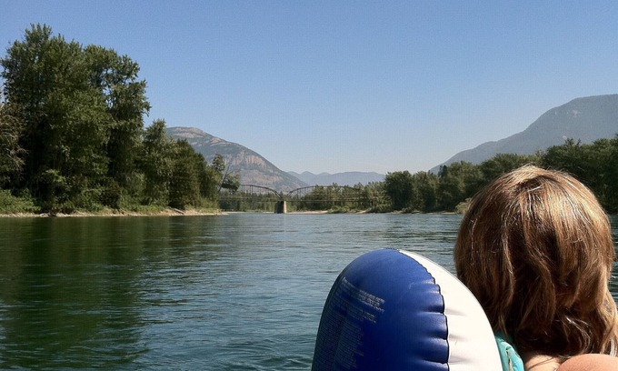 Columbia Falls House | Epic Flathead fishing & swimming! Glacier National Park, & Whitefish 15 minutes.
