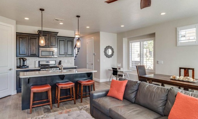 St. George Apartment | Escape to St. George