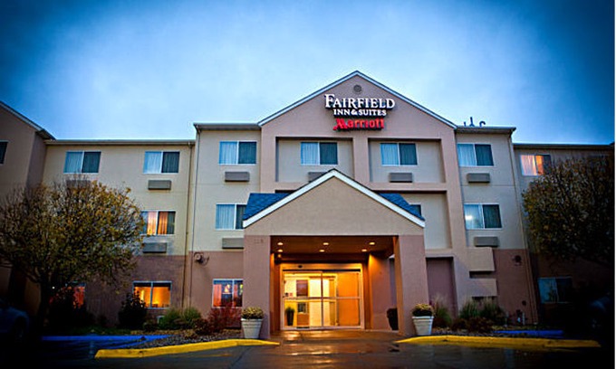 Bismarck Hotel | Fairfield Inn & Suites Bismarck North