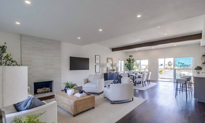 Loma Portal House | FALLing for Luxe Divine Skyline Loma Retreat+pets!