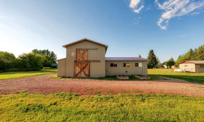 Dayton House | Farmhouse ∙ 1 bedroom ∙ 4 guests