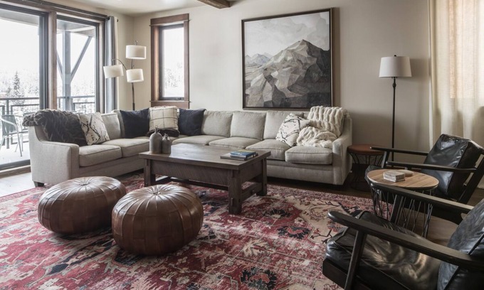 Big Sky Condo | Festive Availability! Ski-Chic Condo! Lone Peak Mountain View! Close to Big Sky