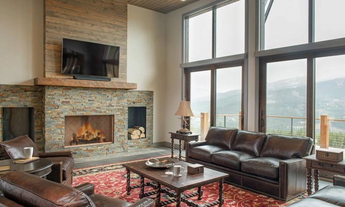 Big Sky House | Festive Dates Available! Stunning Home with Beautiful Lone Peak Views! Hot Tub