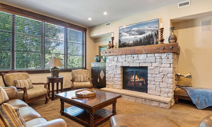 North Park City Condo | Festive Dates Open! Inviting Ski Condo with Golf Course Views and Grill!