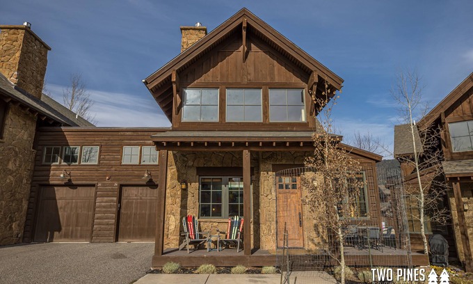 Big Sky House | Gorgeous Home Right in Town Center! Fitness Center! 15 Min Drive to Resort!