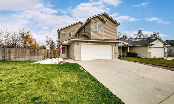 West Valley House | #HabitueHomes - The Magnolia - Centrally Located!