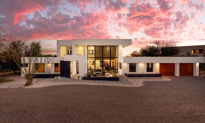 Tucson House | Heated Pool/Mountain Views/Spa/4 BR/3.5 BA
