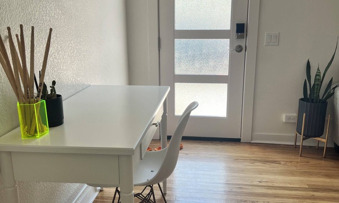 Depot Bench House | Historic- Ruby Bungalow- private