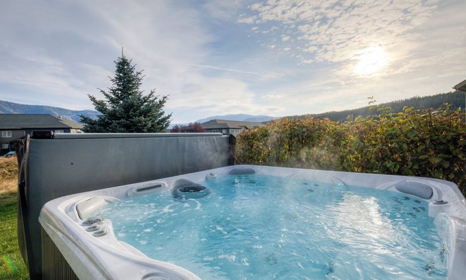 Big Sky House | Home w/private hot tub & fireplace close to Town Center & Resort - Mountain to Meadow Ski Chalet