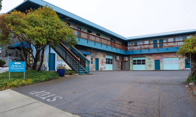 Ashland Hostel | Hostel ∙ 8 guests