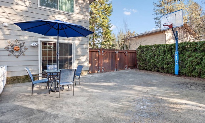 Coeur d'Alene House | House ∙ 2 bedrooms ∙ 4 guests