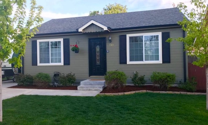 Depot Bench House | House ∙ 2 bedrooms ∙ 2 guests