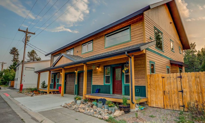 West Yellowstone House | House ∙ 3 bedrooms ∙ 8 guests
