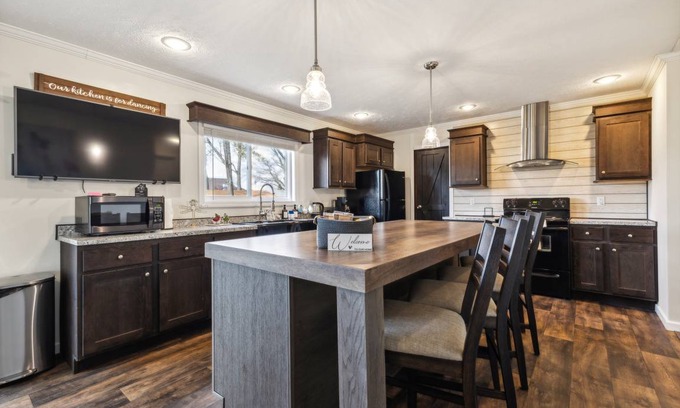 Port Clinton House | House ∙ 3 bedrooms ∙ 8 guests