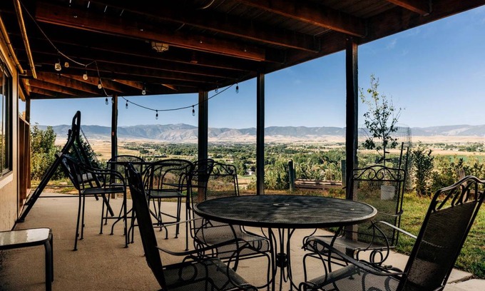Sheridan House | House ∙ 3 bedrooms ∙ 7 guests