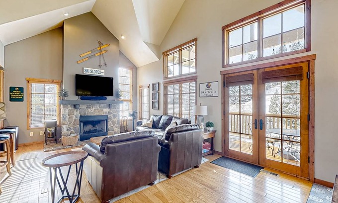 Tamarack Resort House | House ∙ 3 bedrooms ∙ 8 guests