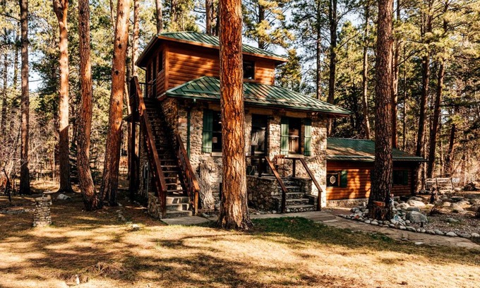 Saddlestring House | House ∙ 4 bedrooms ∙ 6 guests