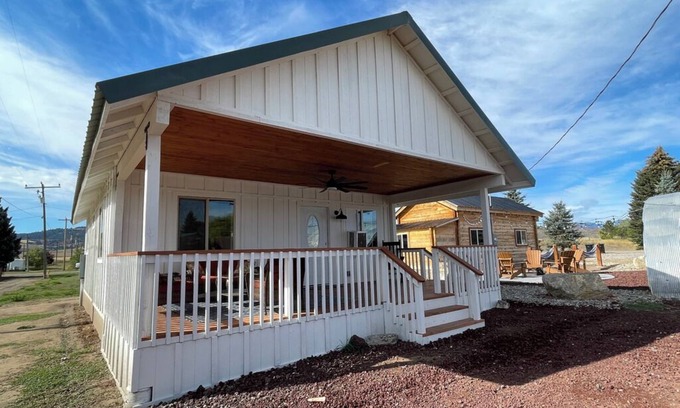 Bancroft House | Lava Hot Springs Country Home