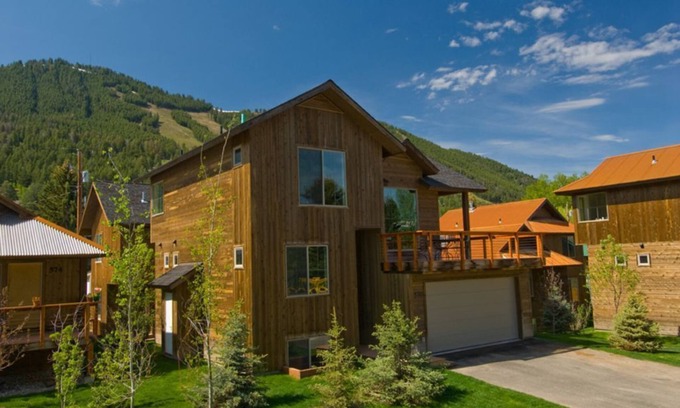 Jackson House | Locally designed town home has been crafted with traditional JH in mind!