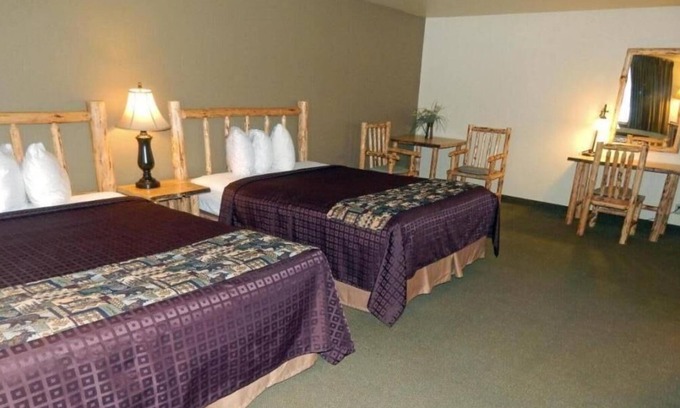 Ponderay House | Look No More! Budget-friendly Getaway! Pets Allowed, Near Lake Pend Oreille!