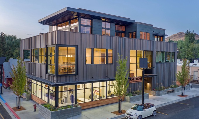 Ketchum Condo | Luxury 3 Bedroom Condo Amazing Views & Unbeatable Downtown Location