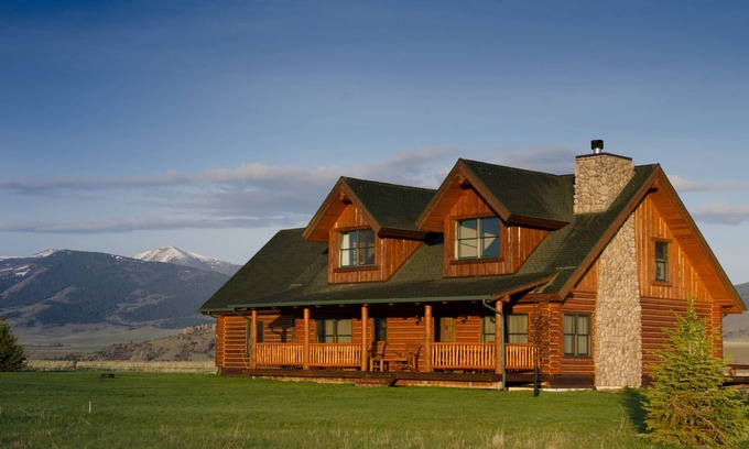 Cameron House | Madison Valley Cabin