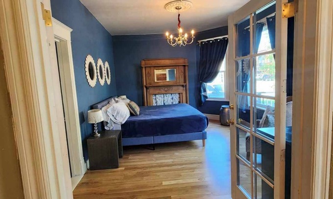 Riverfront House | Maida Vale Flats - Lower