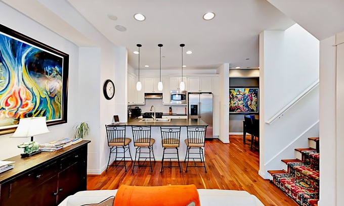 Lower Queen Anne House | Mary's Place: Modern 3BR in Peaceful Neighborhood Near Seattle Center