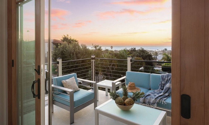 Point Loma Heights House | Maven by AvantStay | 5 Minutes to the Beach! Ocean Views & Spacious Design