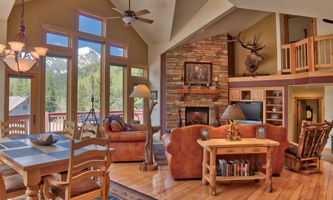 Blue River House | Moose Meadow Retreat