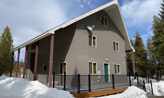 Island Park Cabin | Mt. Meadows* Wifi, 3Br, 2Ba, Bbq Grill, 36 Miles to Yellowstone, Sleeps 6