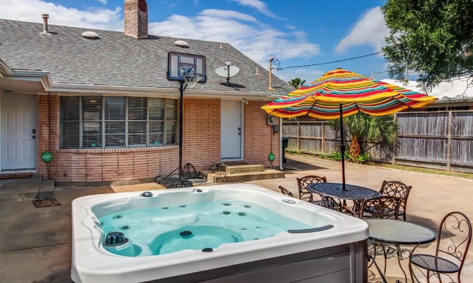 Galveston House | On Beach Time