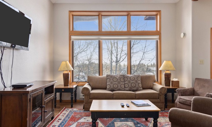 Jackson Condo | Outpost: Grand Vista 425 - Snow King Location!