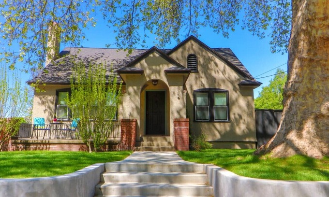 Walla Walla House | Park Place · Park Place - Across from Pioneer Park