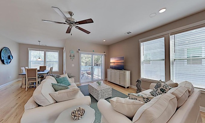 Tybee Island House | Peach Coral
