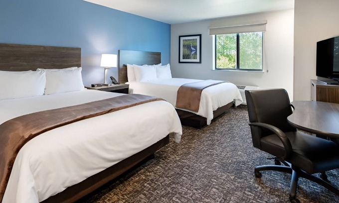 Nampa Hotel | Pet-Friendly Studio Perfect for Family Adventures and Professionals on Business
