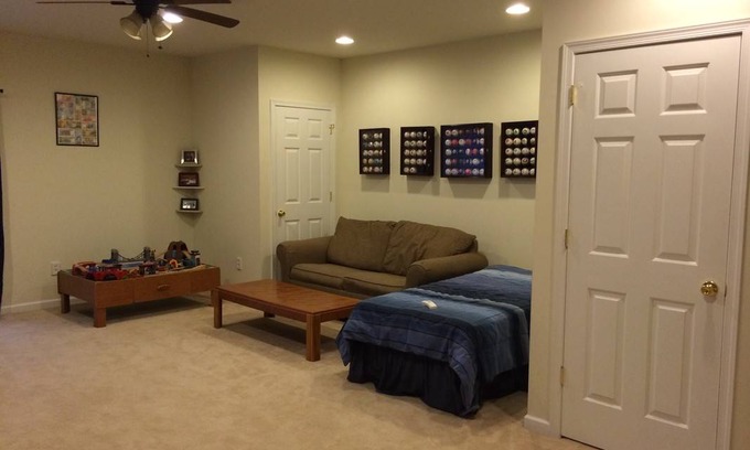 Eagleville Resort | Private room ∙ 1 guest
