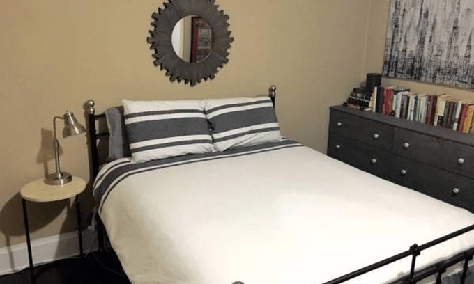 Downtown Columbus Resort | Private room ∙ 1 guest