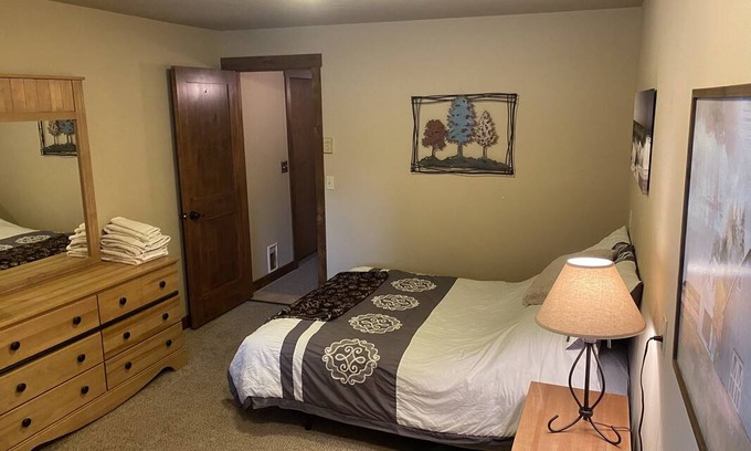 Kalispell Resort | Private room ∙ 1 guest