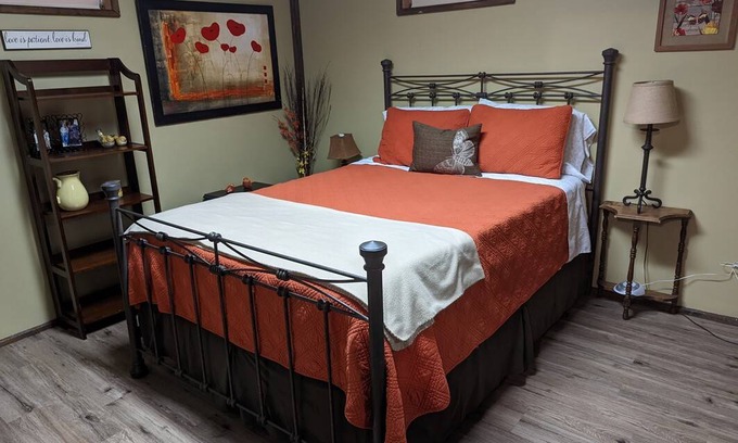 East Helena Resort | Private room ∙ 2 guests