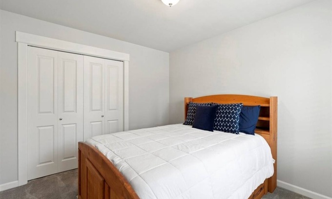 North Creek Resort | Private room ∙ 2 guests