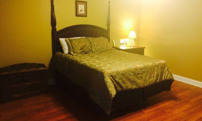 Wiggins Resort | Private room ∙ 3 guests